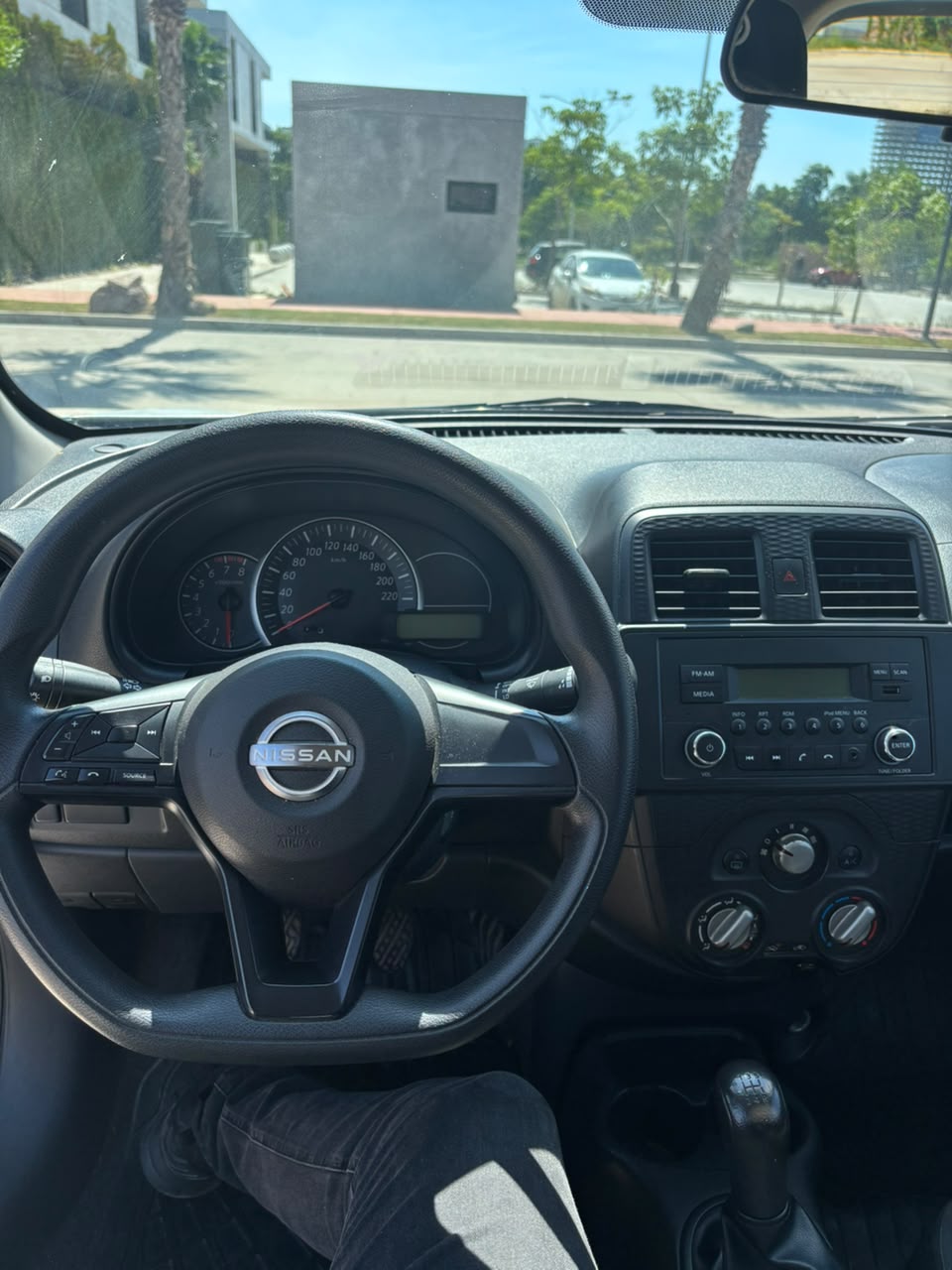 Nissan March Sense 2023 — imagen 10