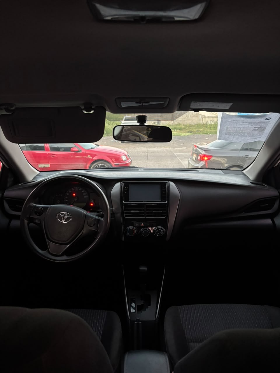 Toyota Yaris Core 2022 — imagen 9