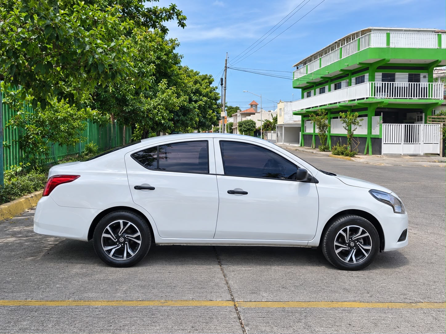Nissan V-Drive Base 2022 — imagen 3