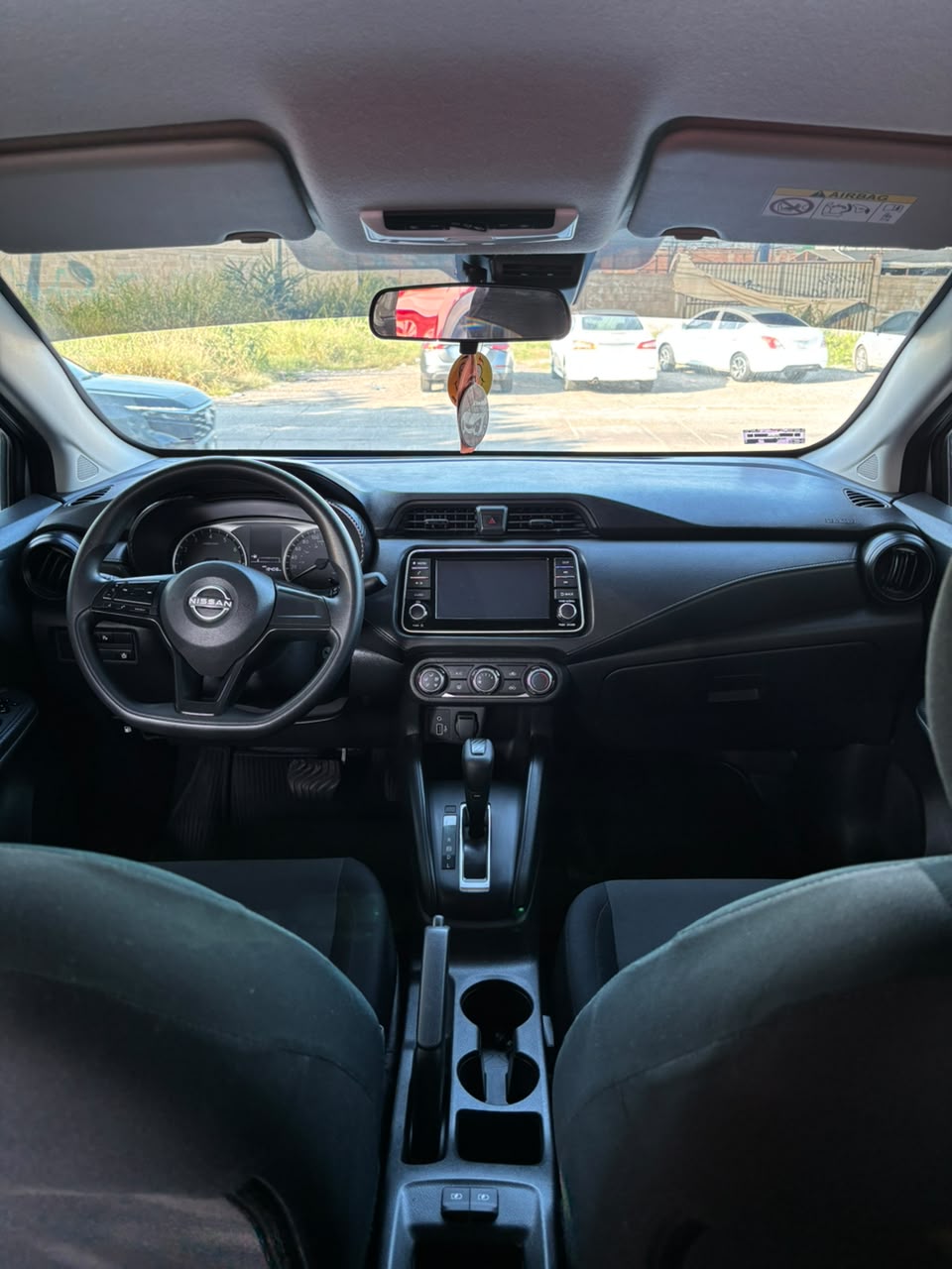 Nissan Versa Sense 2024 — imagen 8