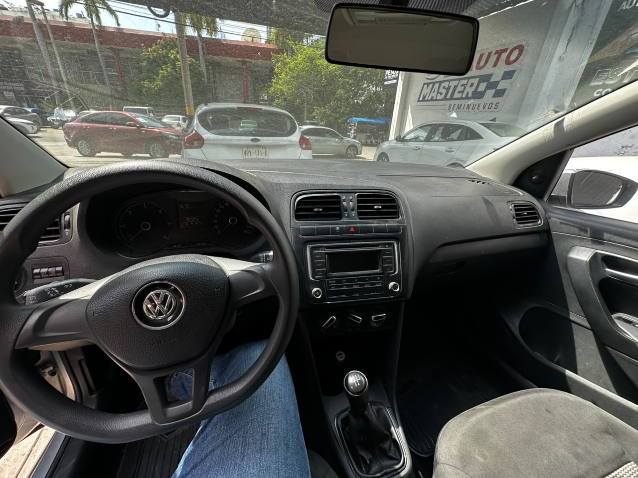 Volkswagen Vento Starline 2018 — imagen 8