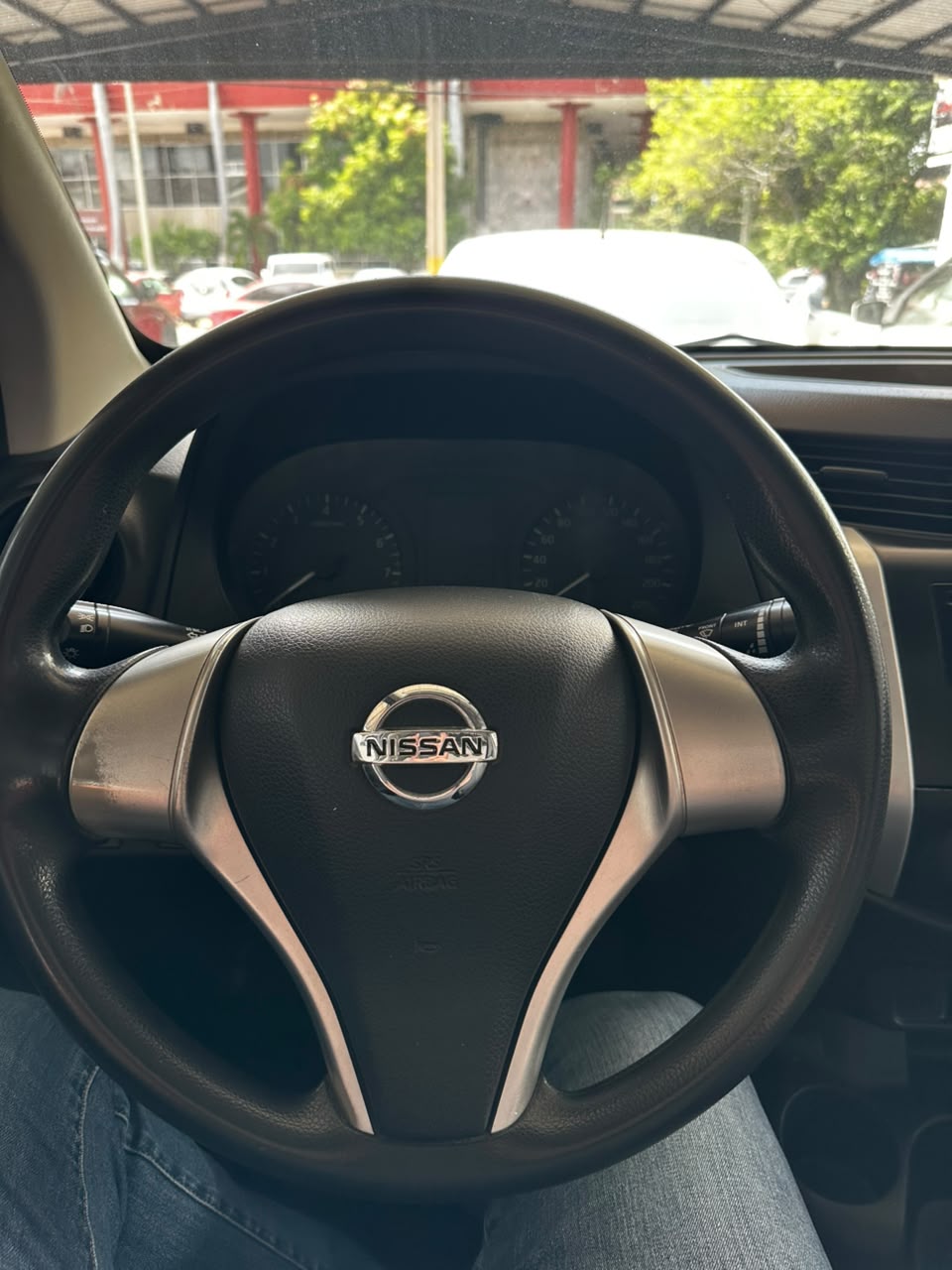 Nissan Pick Up NP300 2020 — imagen 10