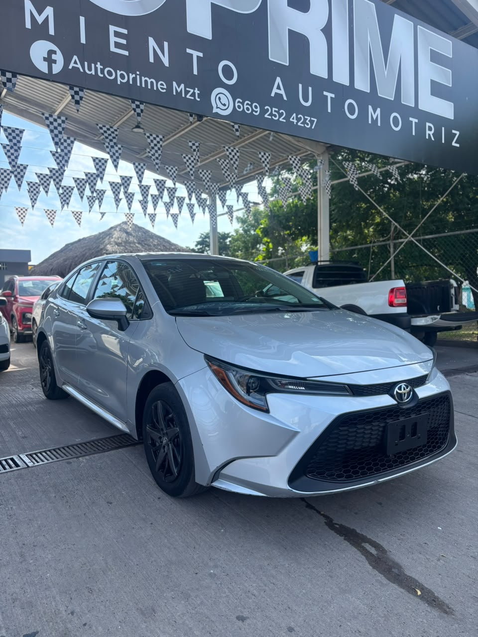 Toyota Corolla Base 2021 — imagen 2