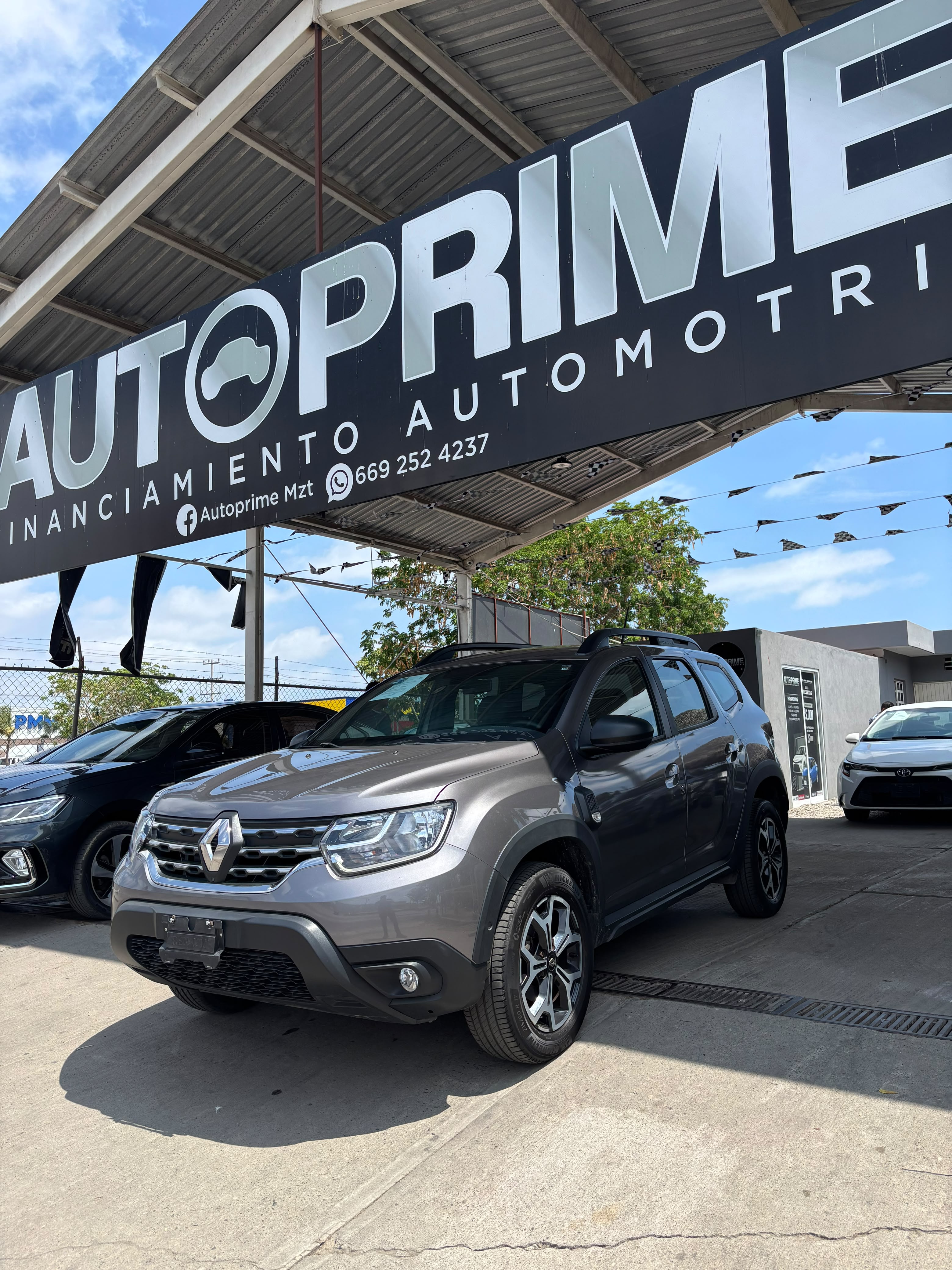Renault DUSTER ICONIC