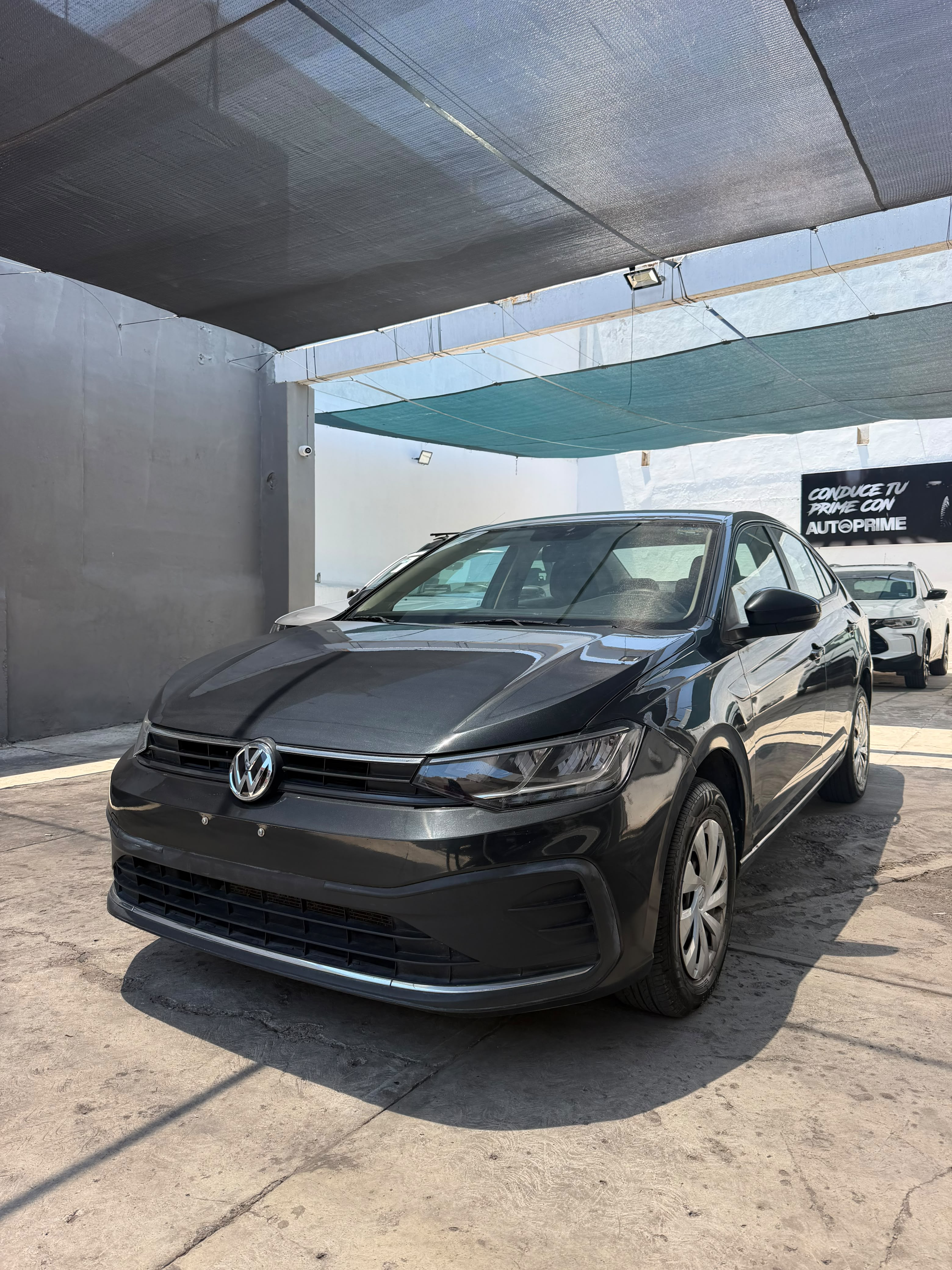 Volkswagen VIRTUS TREDLINE