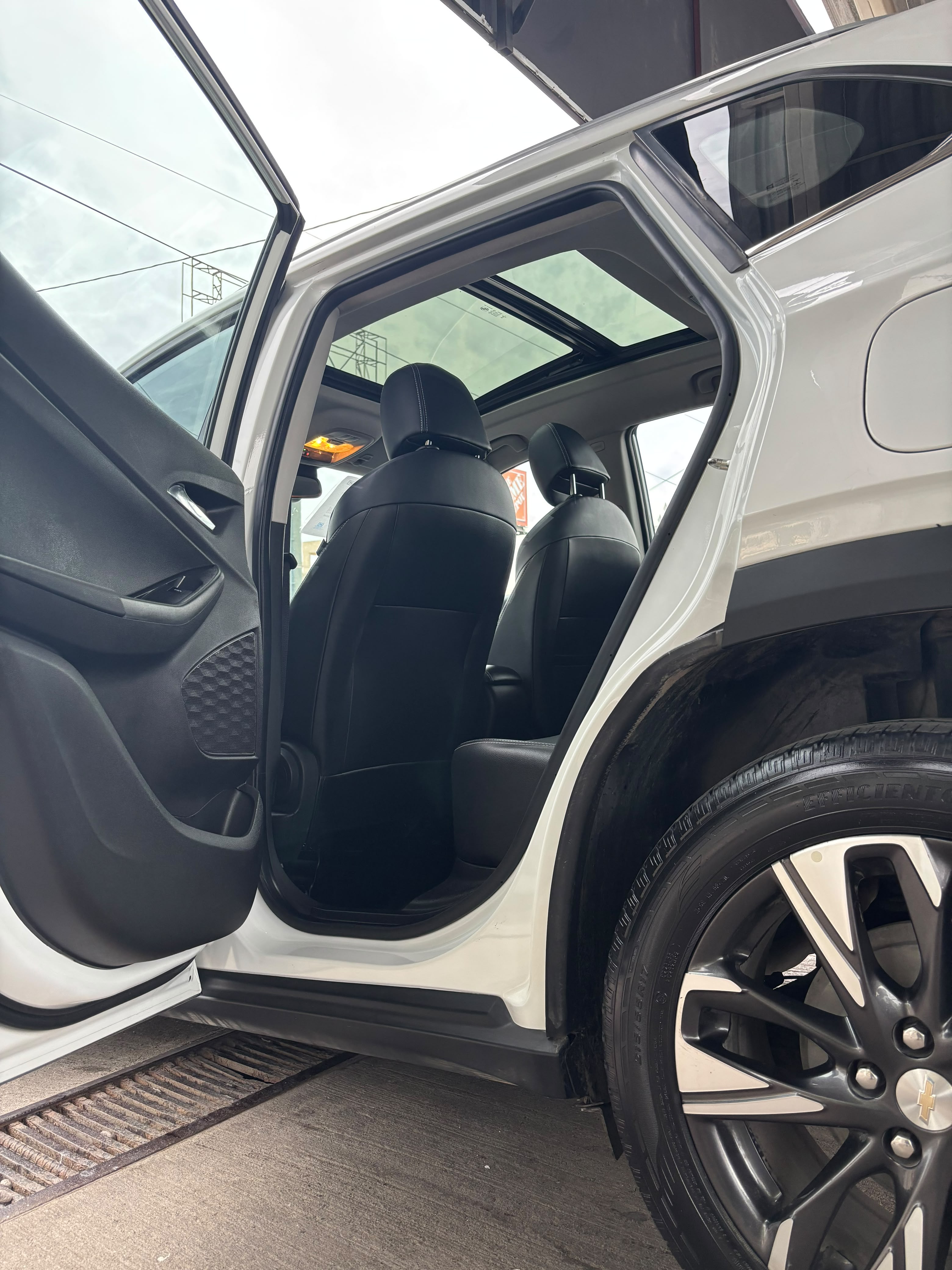 Chevrolet TRACKER PREMIER 2024 — imagen 6