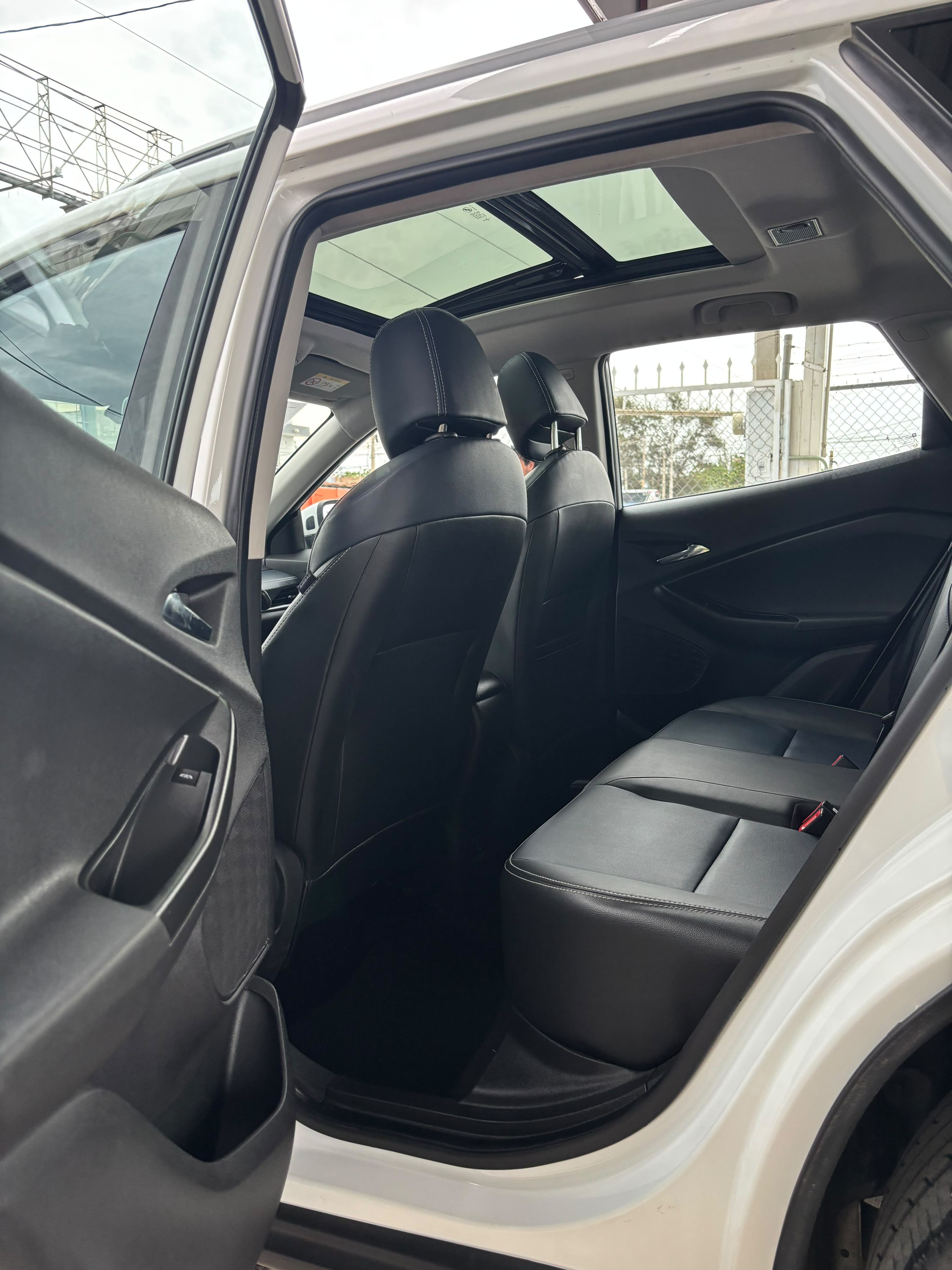 Chevrolet TRACKER PREMIER 2024 — imagen 8