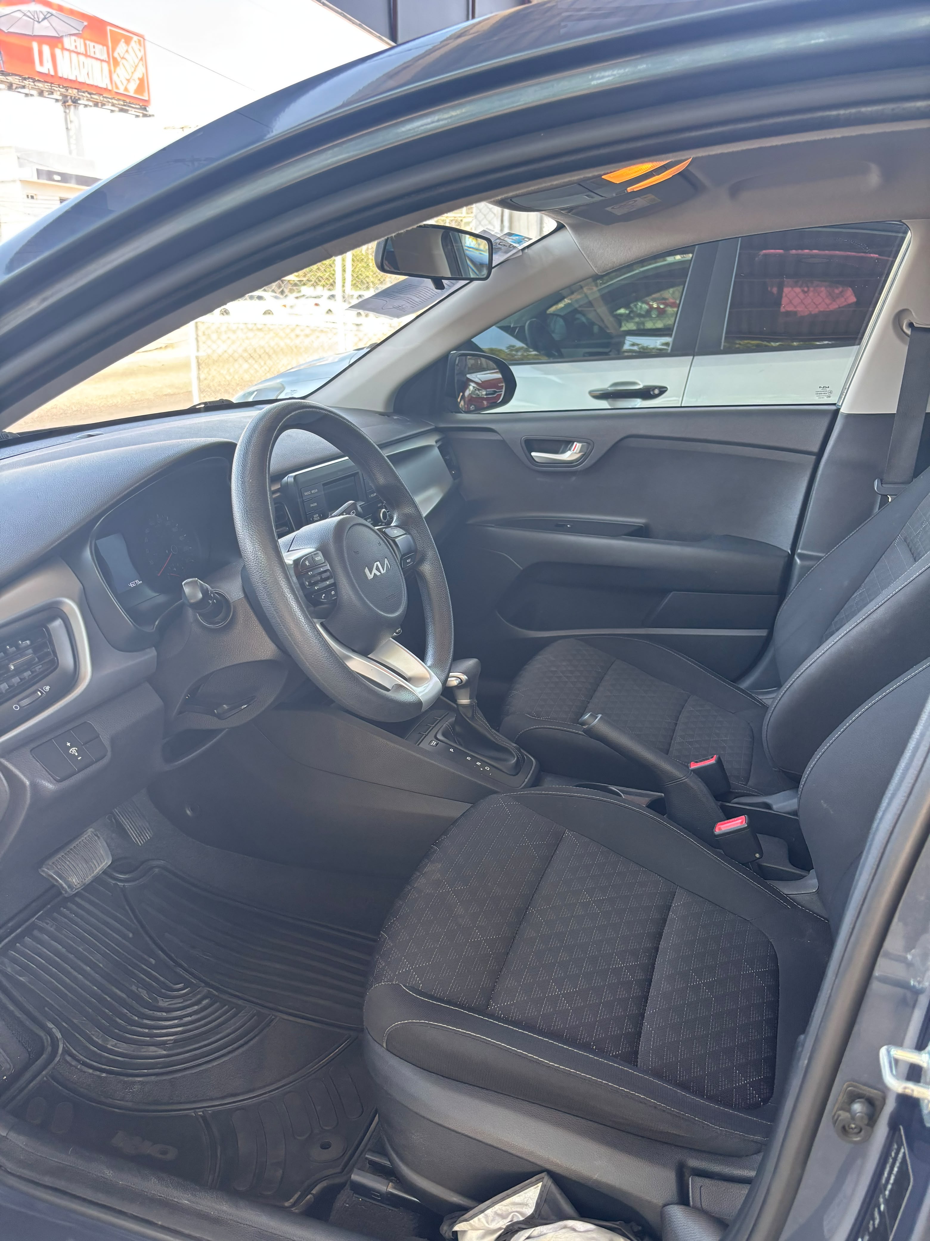 Kia RIO L 2022 — imagen 9