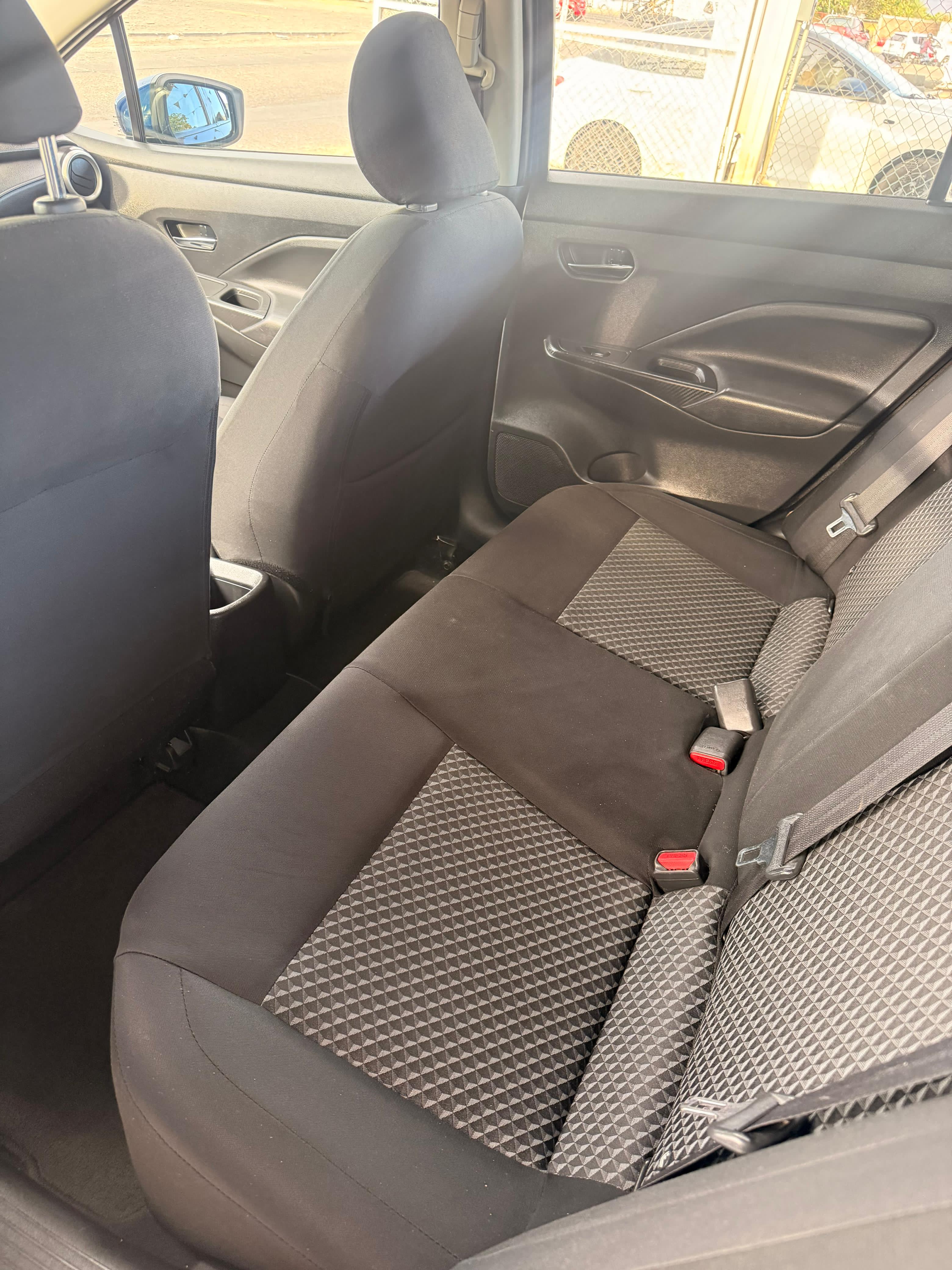 Nissan VERSA SENSE 2021 — imagen 4