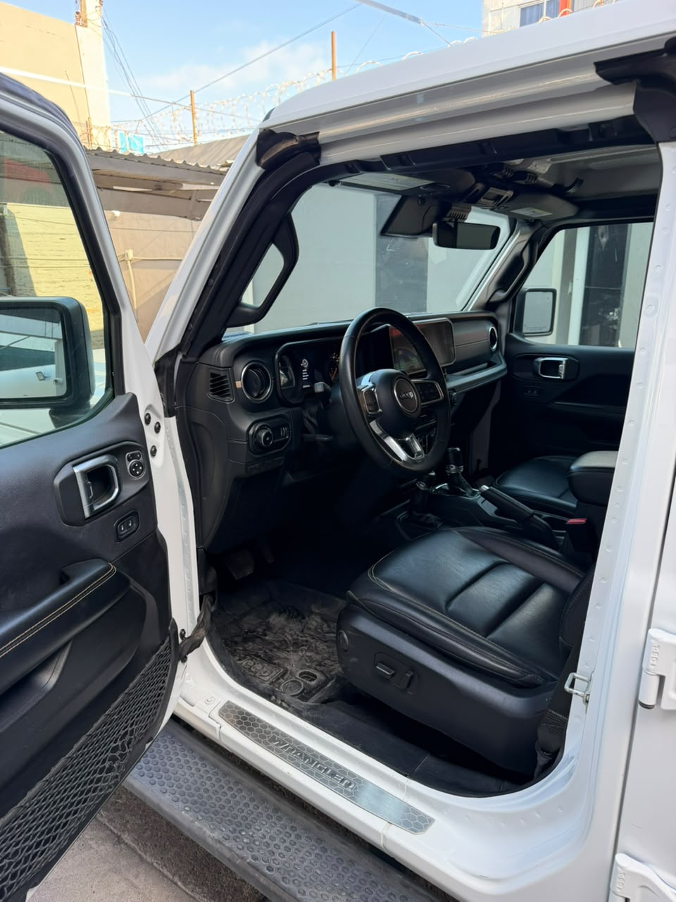 Jeep SAHARA SAHARA 2024 — imagen 7