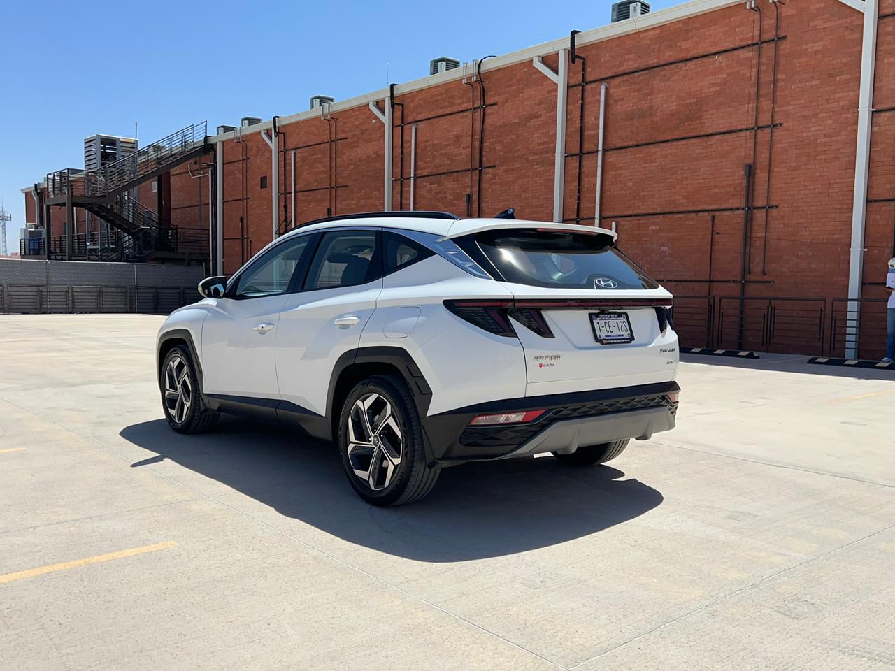 Hyundai TUCSON LIMITED TECH 2023 — imagen 4