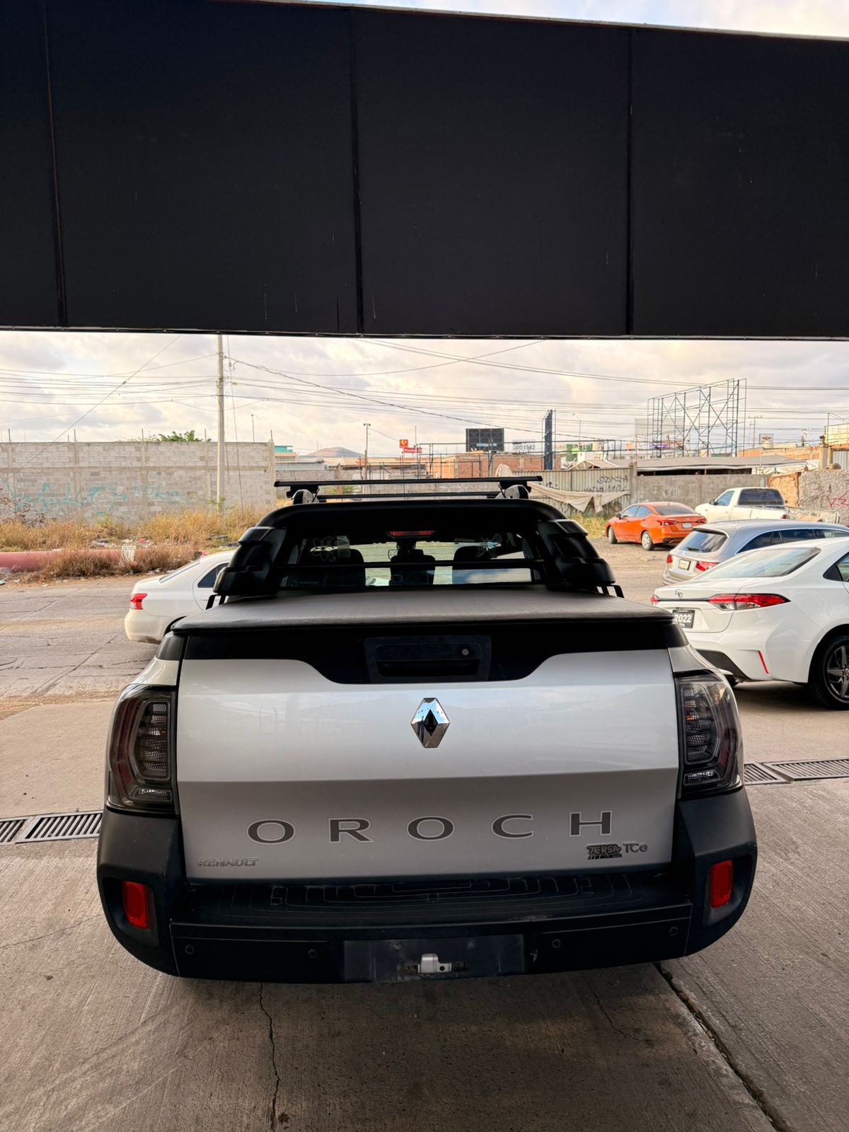 Renault OROCH OUTSIDER 2023 — imagen 3