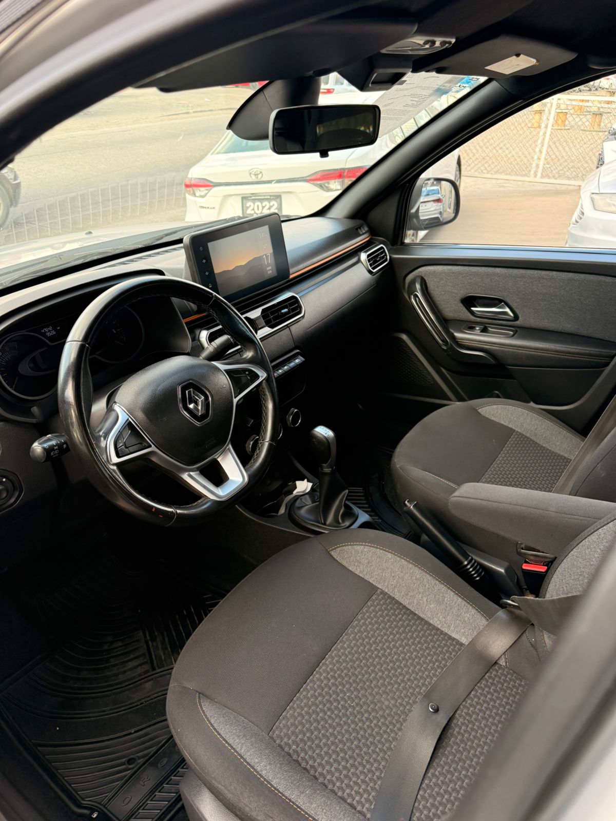 Renault OROCH OUTSIDER 2023 — imagen 6