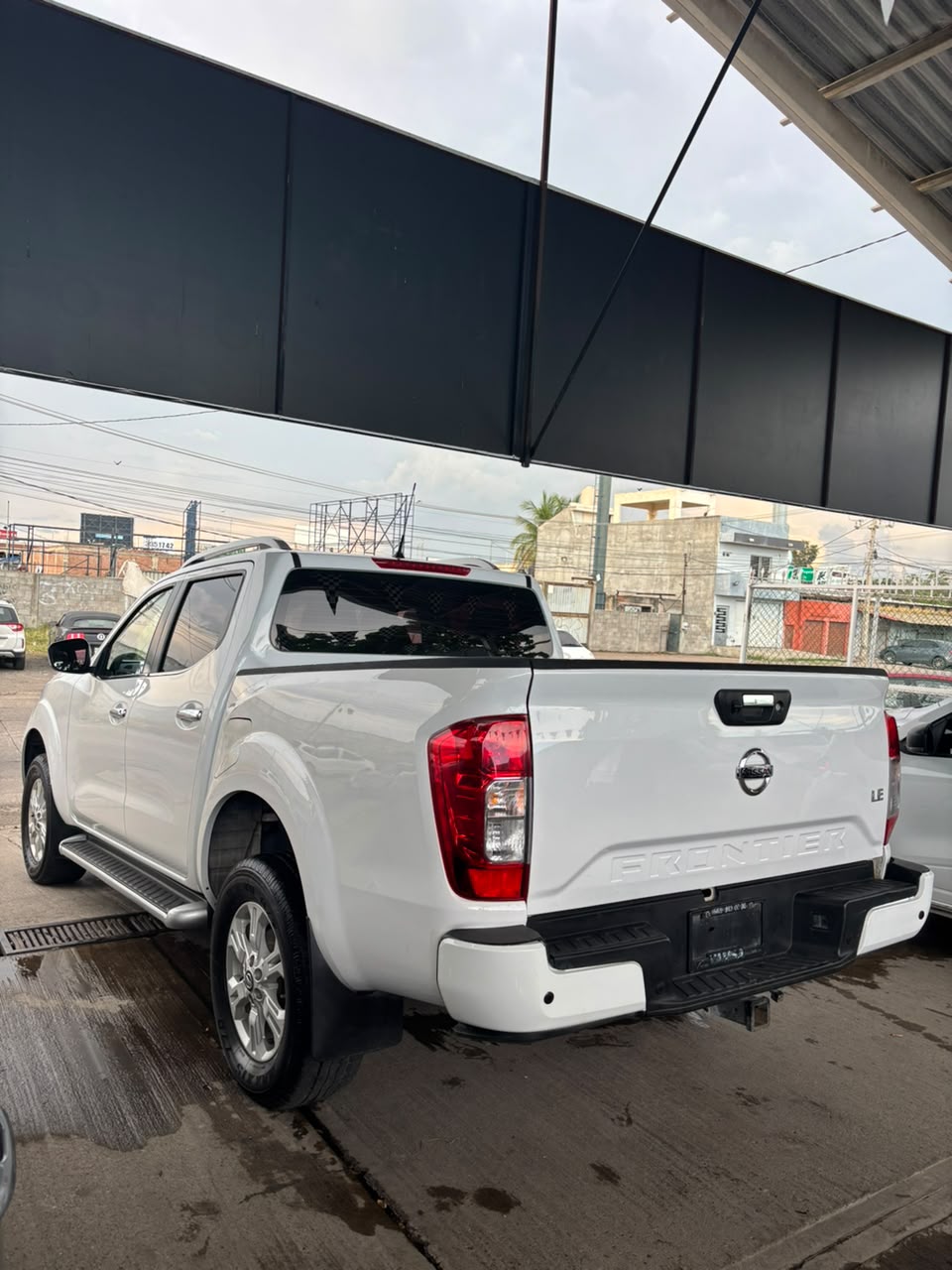 Nissan FRONTIER LE 2022 — imagen 5