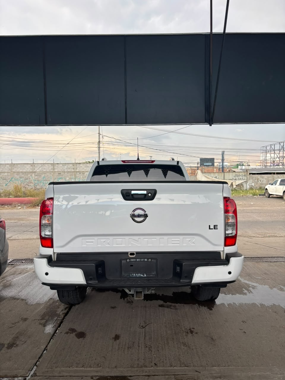 Nissan FRONTIER LE 2022 — imagen 6