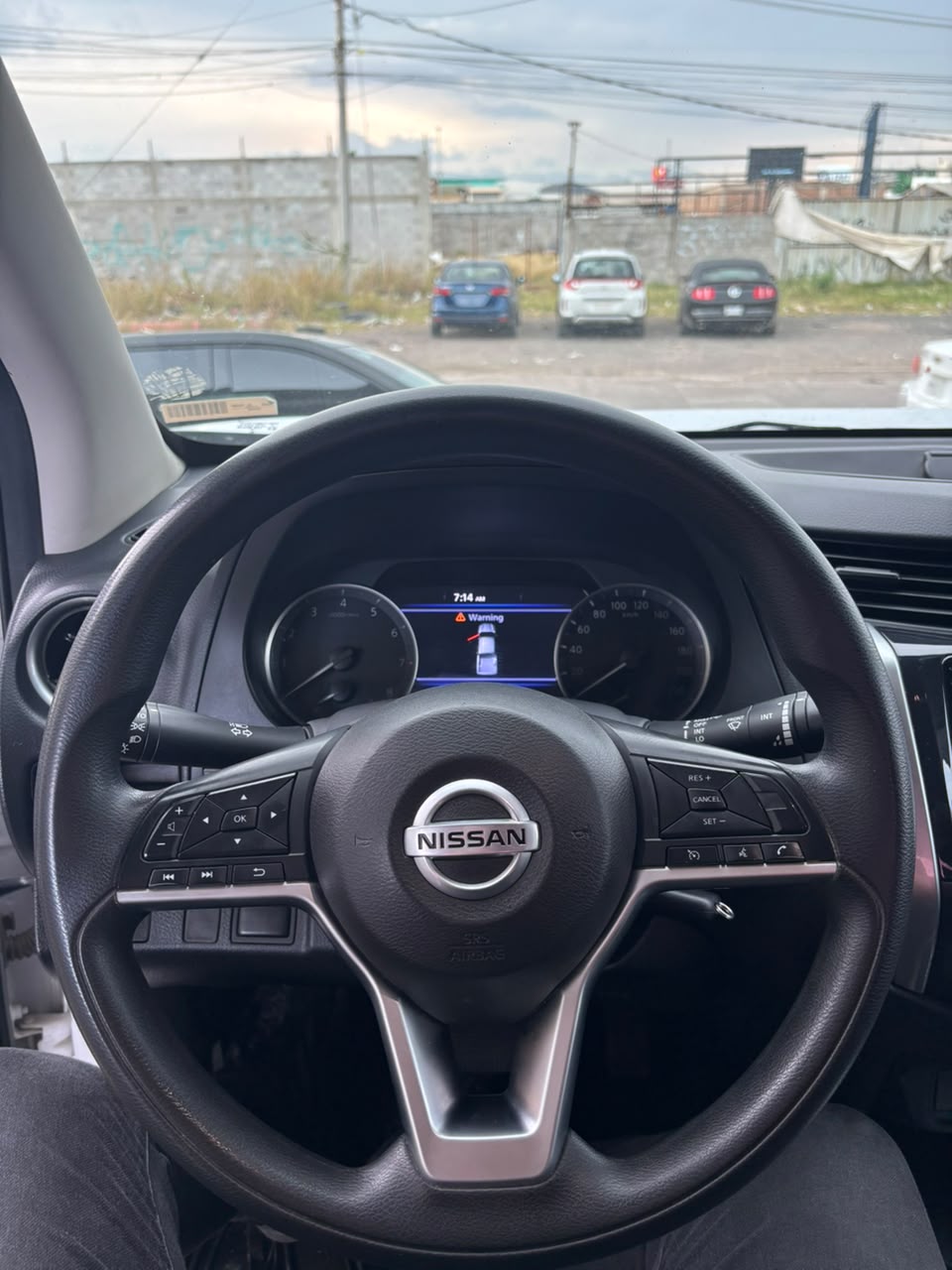 Nissan FRONTIER LE 2022 — imagen 9
