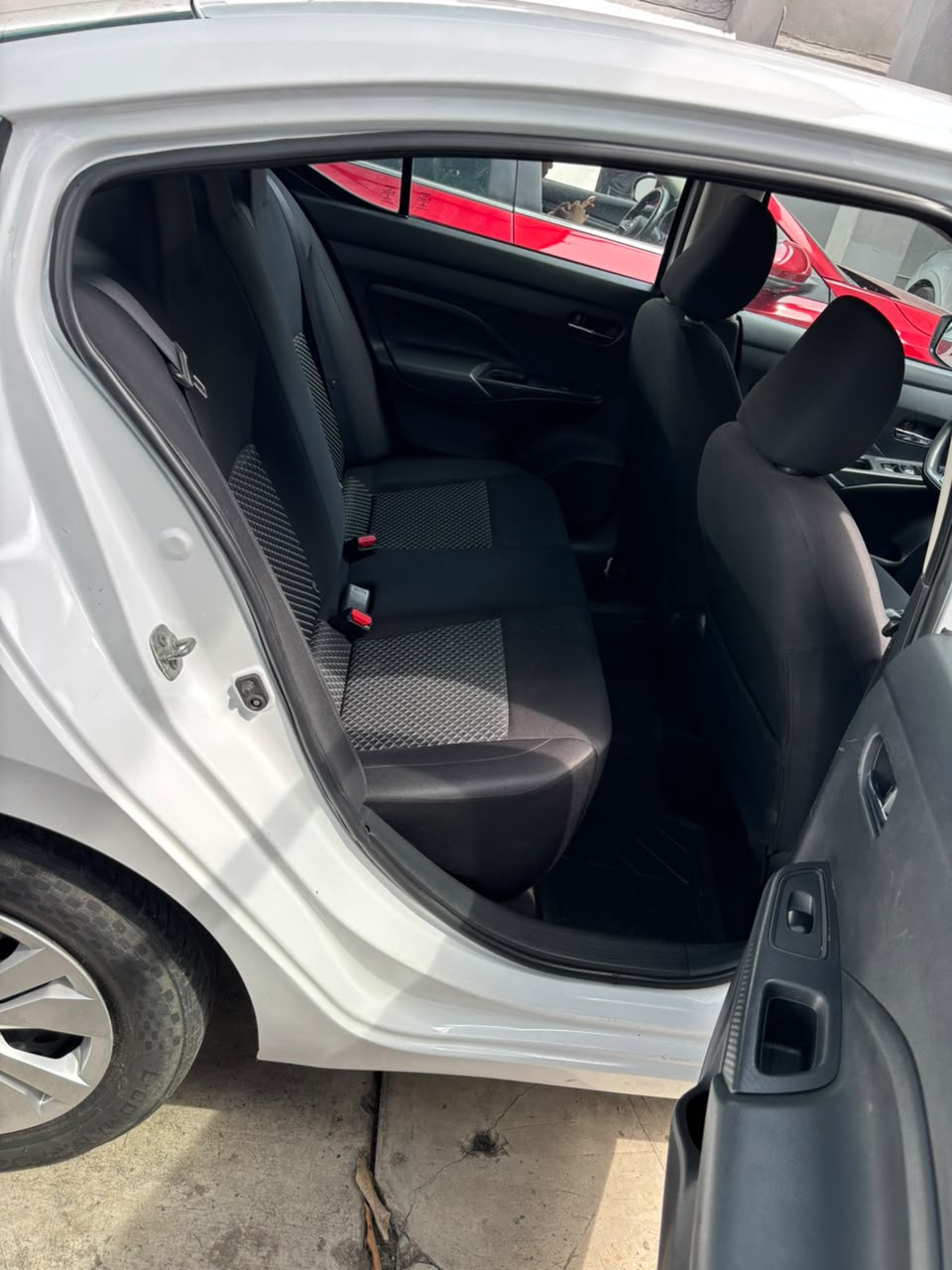 Nissan Versa Sense 2022 — imagen 6